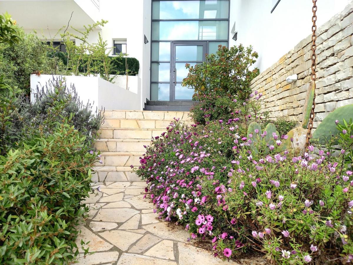 Villa Malibu ماندوليو لا نابول المظهر الخارجي الصورة